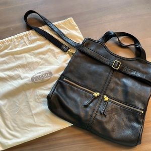 Fossil black genuine leather cross body bag with removal straps.